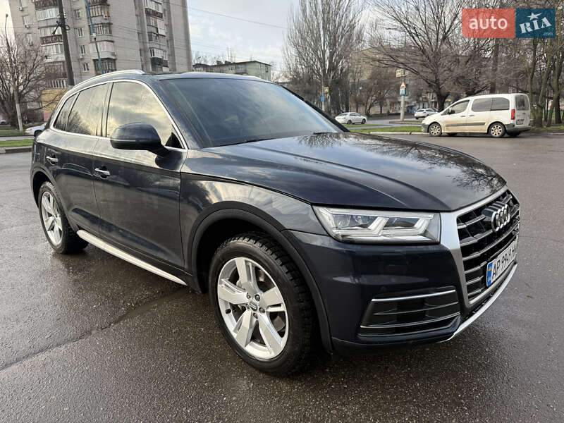 Внедорожник / Кроссовер Audi Q5 2019 в Запорожье