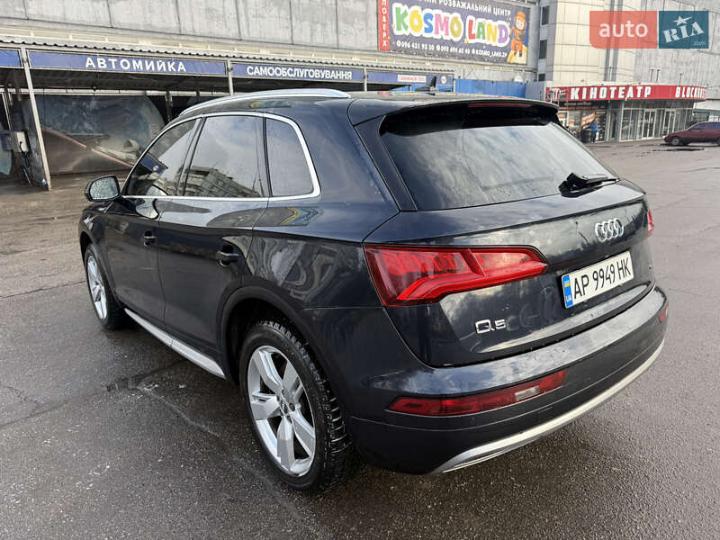 Внедорожник / Кроссовер Audi Q5 2019 в Запорожье