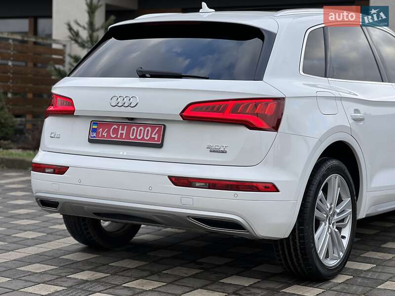 Внедорожник / Кроссовер Audi Q5 2018 в Стрые