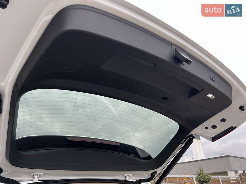 Внедорожник / Кроссовер Audi Q5 2018 в Стрые