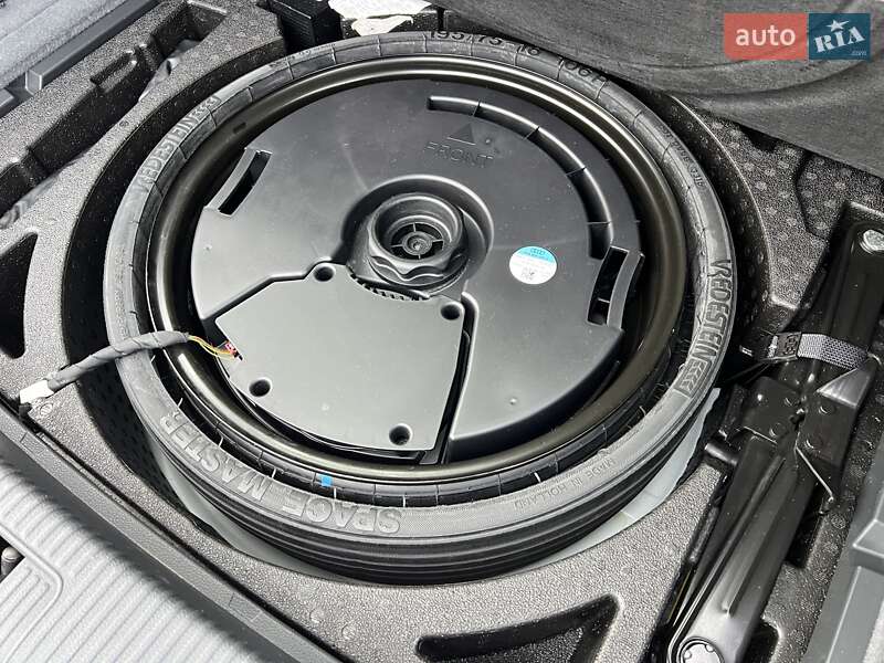 Внедорожник / Кроссовер Audi Q5 2018 в Стрые