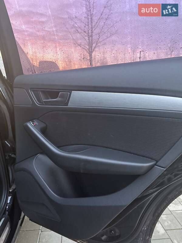 Внедорожник / Кроссовер Audi Q5 2012 в Виноградове фото 18 Внедорожник / Кроссовер Audi Q5 2012 в Виноградове