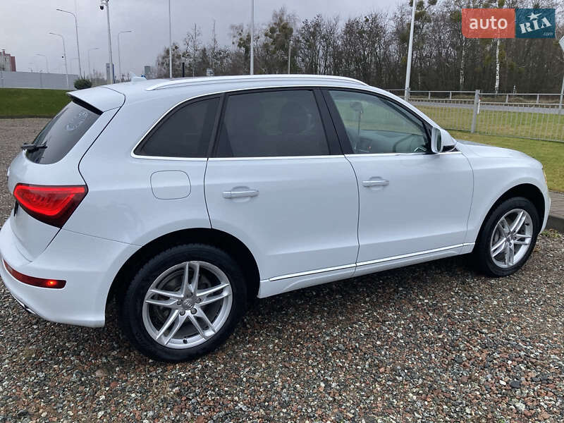 Внедорожник / Кроссовер Audi Q5 2015 в Киеве