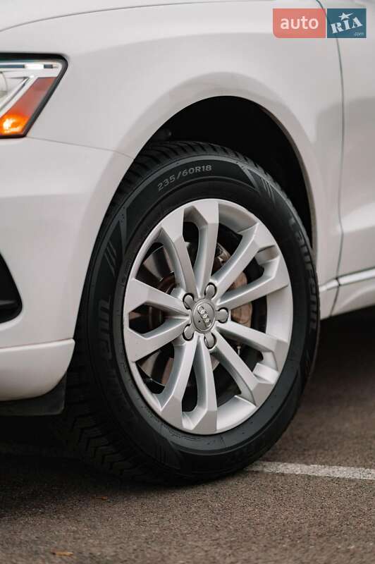 Внедорожник / Кроссовер Audi Q5 2015 в Ровно фото 7 Внедорожник / Кроссовер Audi Q5 2015 в Ровно