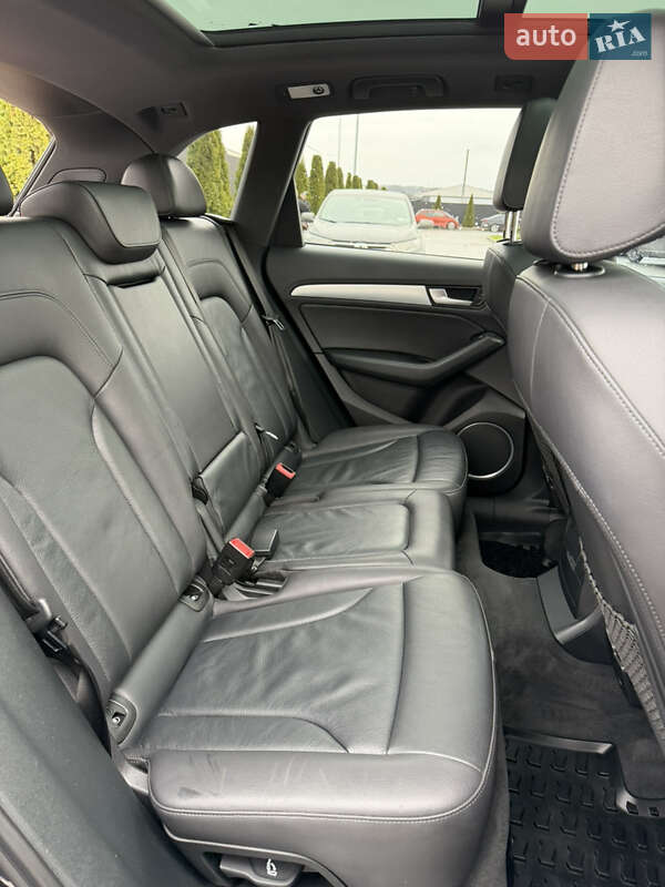 Внедорожник / Кроссовер Audi Q5 2016 в Тернополе фото 32 Внедорожник / Кроссовер Audi Q5 2016 в Тернополе