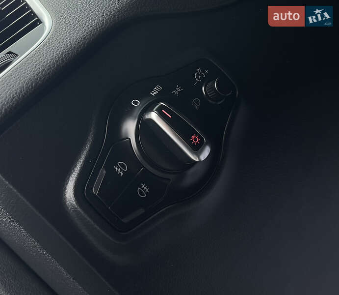 Внедорожник / Кроссовер Audi Q5 2015 в Дрогобыче фото 74 Внедорожник / Кроссовер Audi Q5 2015 в Дрогобыче