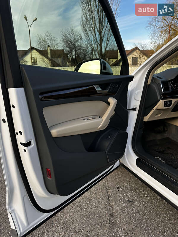 Внедорожник / Кроссовер Audi Q5 2020 в Василькове фото 27 Внедорожник / Кроссовер Audi Q5 2020 в Василькове