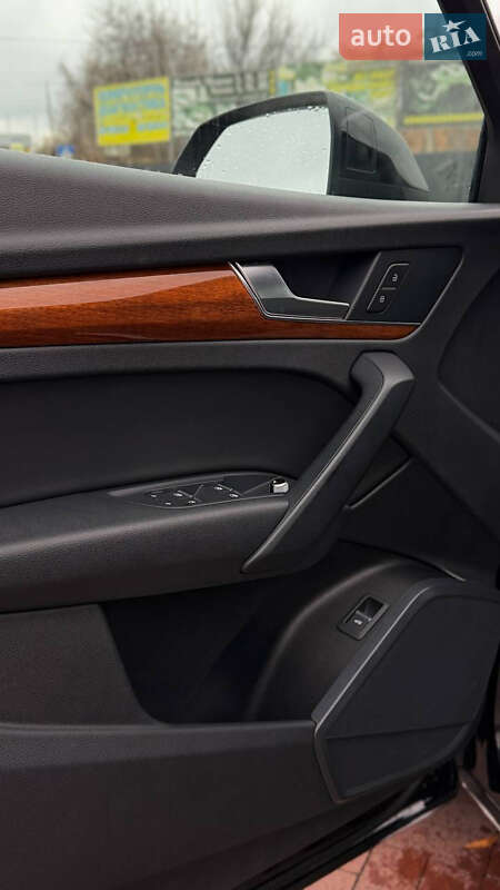 Внедорожник / Кроссовер Audi Q5 2021 в Ровно фото 25 Внедорожник / Кроссовер Audi Q5 2021 в Ровно