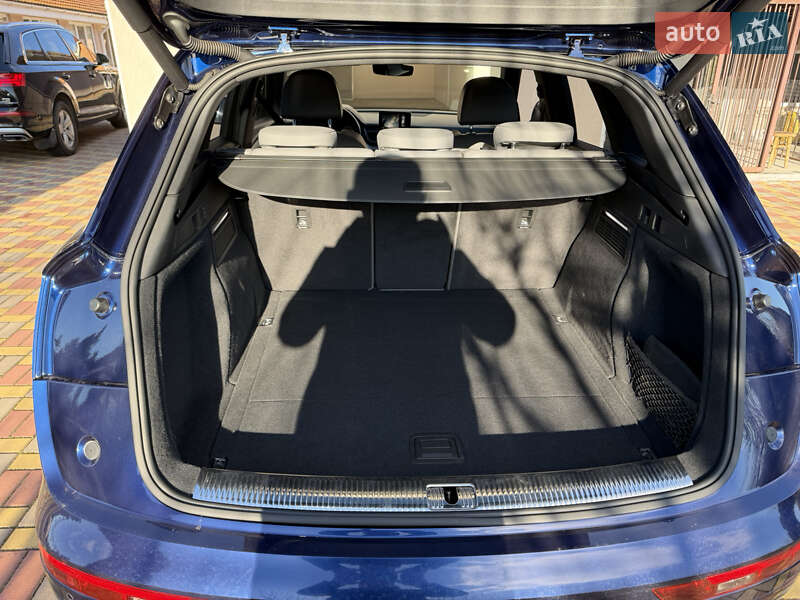 Внедорожник / Кроссовер Audi Q5 2018 в Мироновке