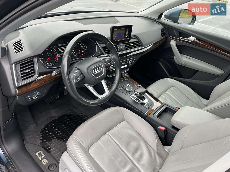 Внедорожник / Кроссовер Audi Q5 2018 в Львове фото 26 Внедорожник / Кроссовер Audi Q5 2018 в Львове