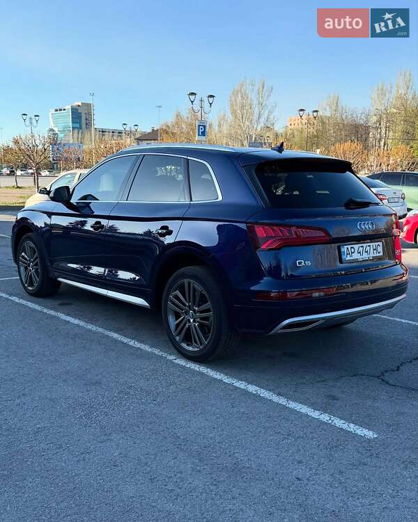 Внедорожник / Кроссовер Audi Q5 2017 в Львове