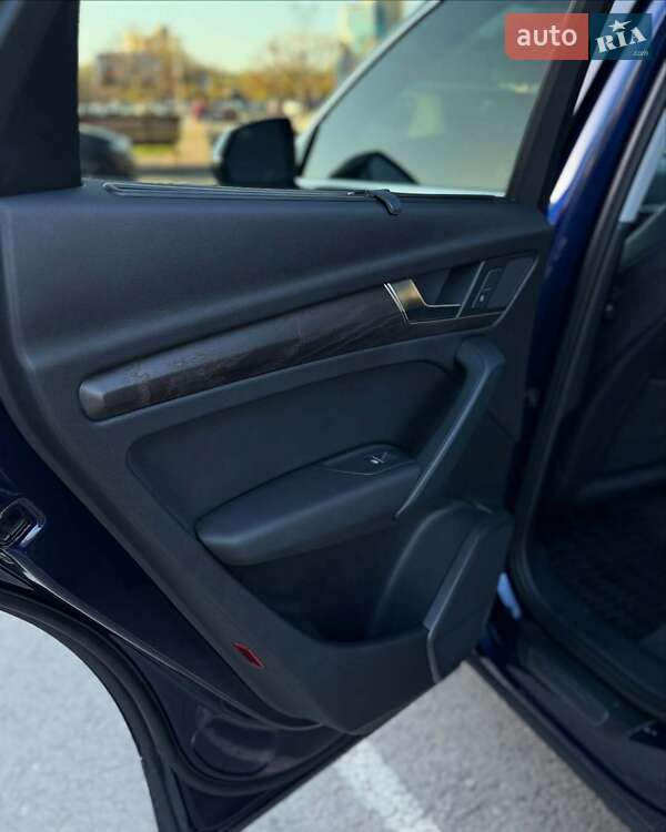 Внедорожник / Кроссовер Audi Q5 2017 в Львове