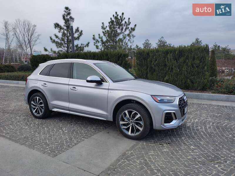 Внедорожник / Кроссовер Audi Q5 2023 в Днепре