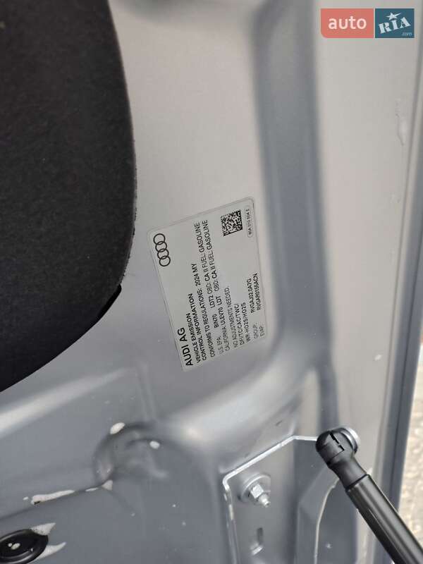 Внедорожник / Кроссовер Audi Q5 2023 в Днепре