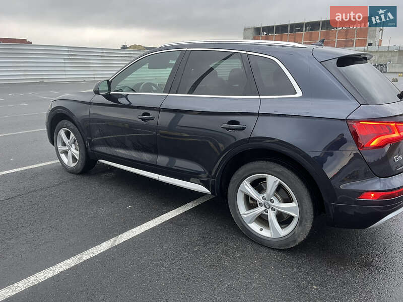 Внедорожник / Кроссовер Audi Q5 2019 в Львове