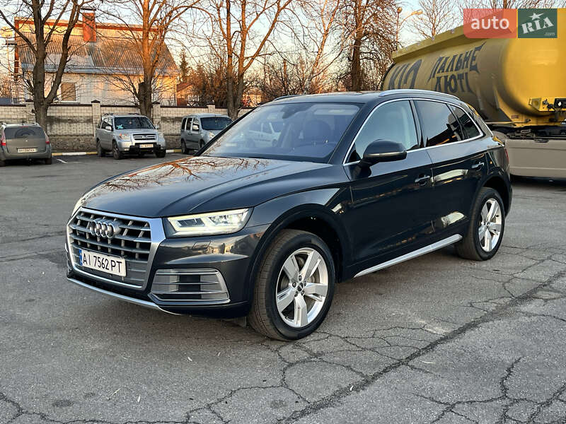 Внедорожник / Кроссовер Audi Q5 2017 в Василькове
