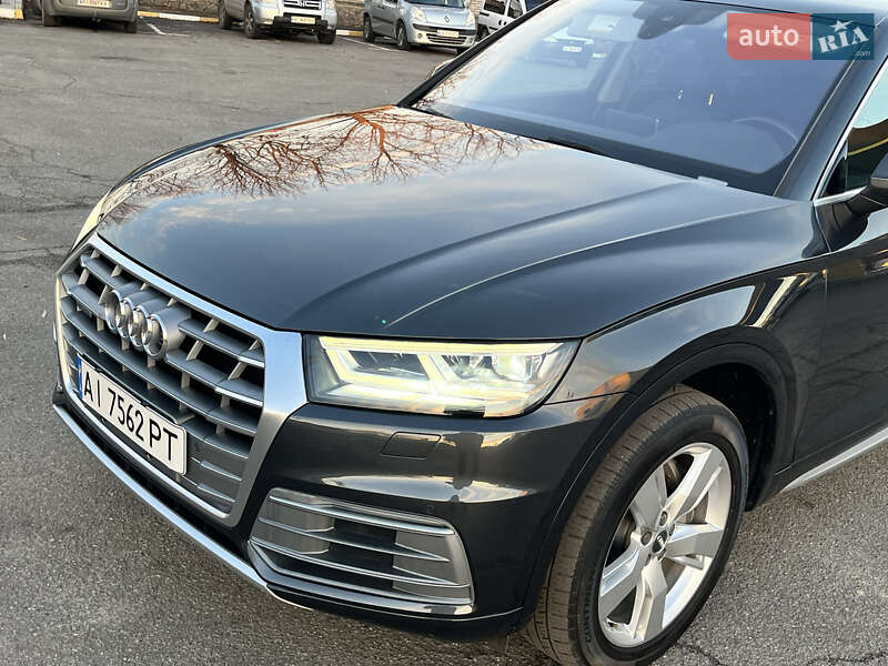 Внедорожник / Кроссовер Audi Q5 2017 в Василькове