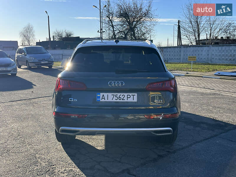 Внедорожник / Кроссовер Audi Q5 2017 в Василькове