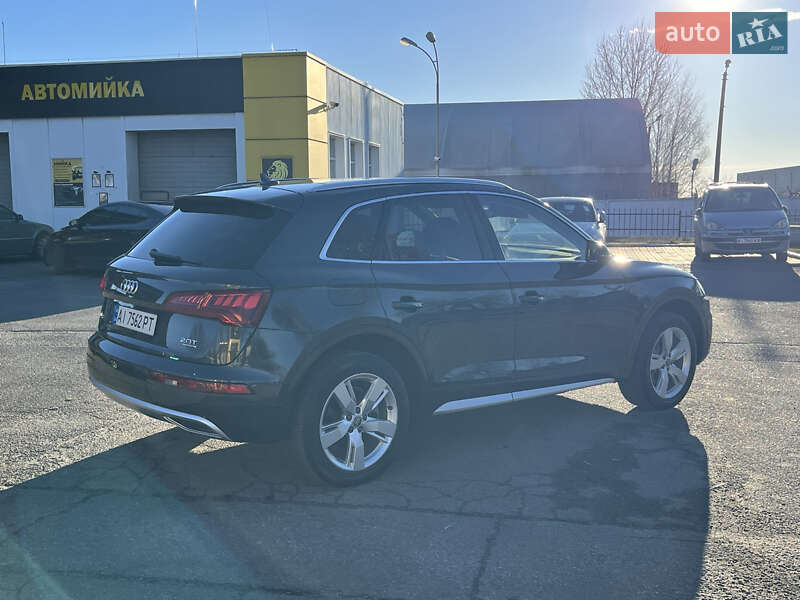 Внедорожник / Кроссовер Audi Q5 2017 в Василькове