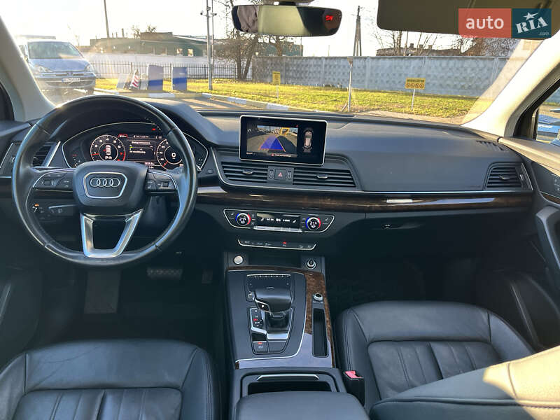 Внедорожник / Кроссовер Audi Q5 2017 в Василькове