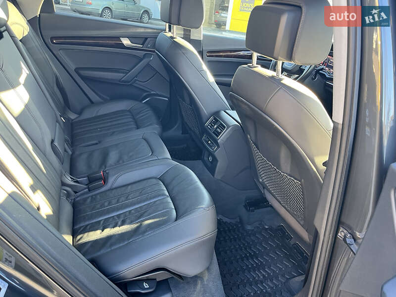 Внедорожник / Кроссовер Audi Q5 2017 в Василькове