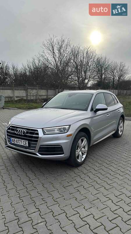 Внедорожник / Кроссовер Audi Q5 2017 в Виннице