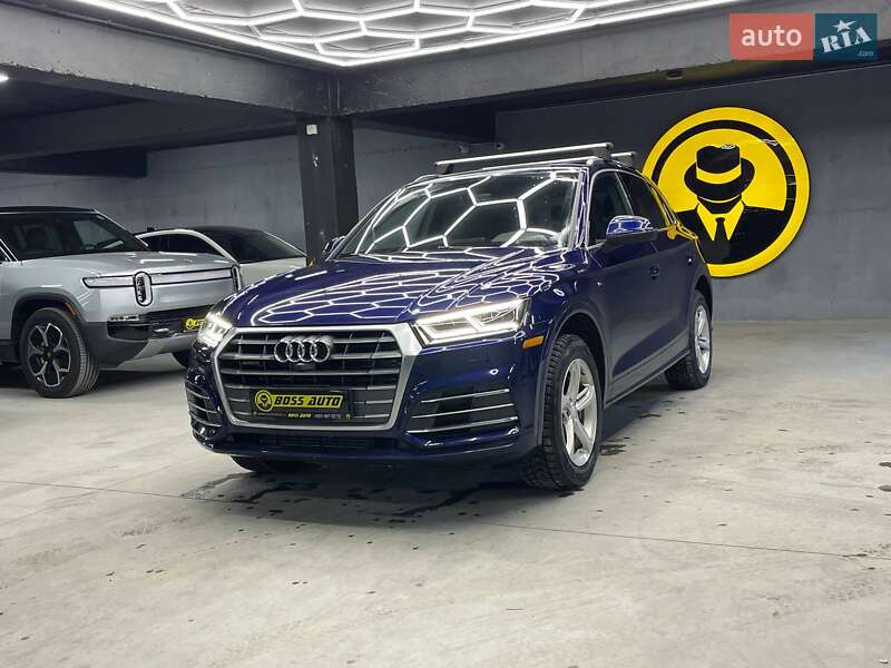 Внедорожник / Кроссовер Audi Q5 2017 в Черновцах