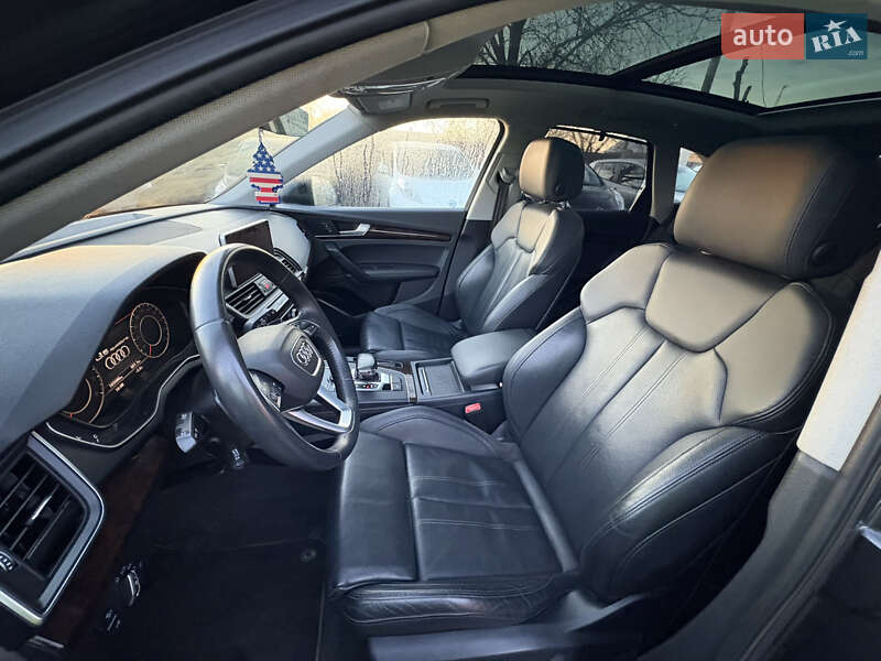 Внедорожник / Кроссовер Audi Q5 2018 в Луцке