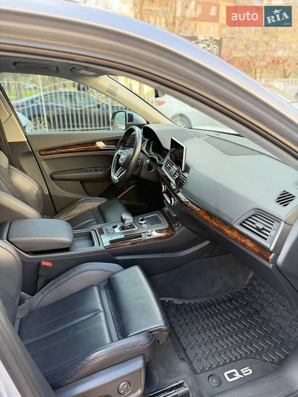 Внедорожник / Кроссовер Audi Q5 2017 в Одессе фото 11 Внедорожник / Кроссовер Audi Q5 2017 в Одессе