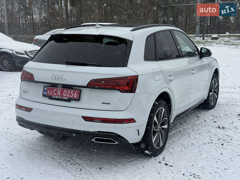 Внедорожник / Кроссовер Audi Q5 2023 в Киеве