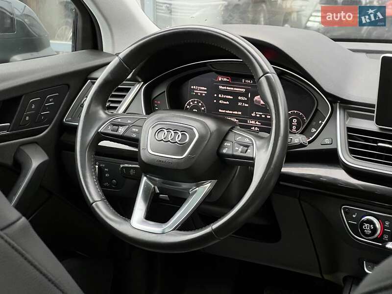 Внедорожник / Кроссовер Audi Q5 2018 в Ивано-Франковске