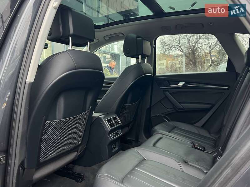 Внедорожник / Кроссовер Audi Q5 2018 в Ивано-Франковске