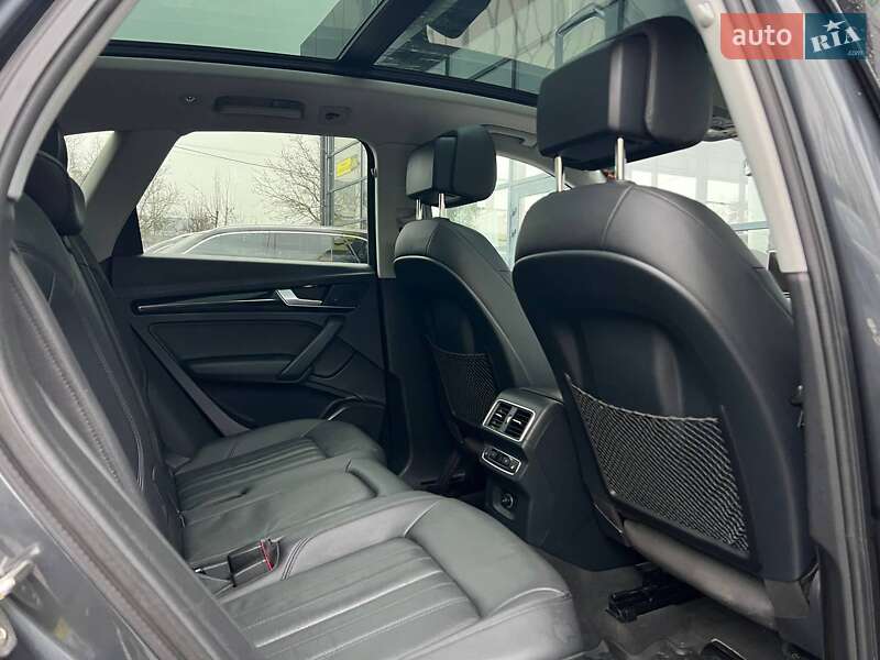 Внедорожник / Кроссовер Audi Q5 2018 в Ивано-Франковске