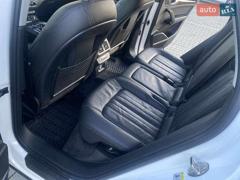 Внедорожник / Кроссовер Audi Q5 2018 в Луцке