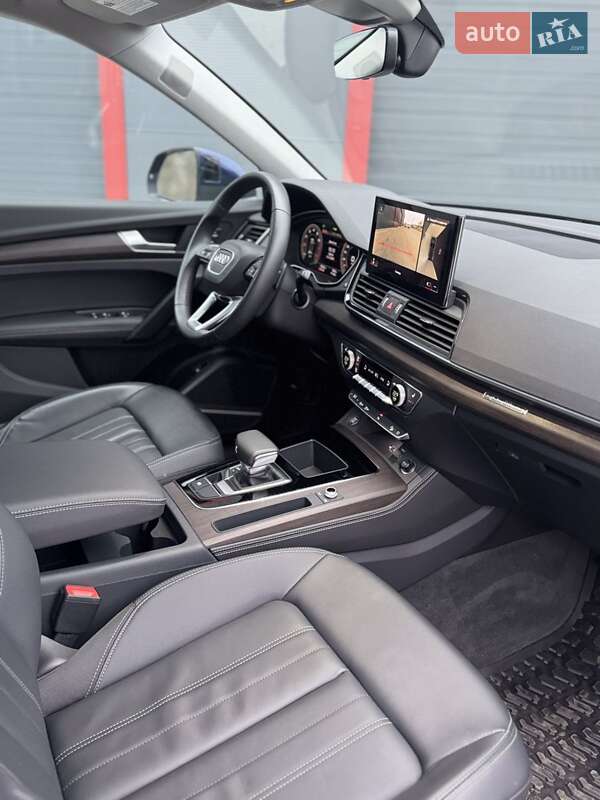 Внедорожник / Кроссовер Audi Q5 2023 в Барышевке