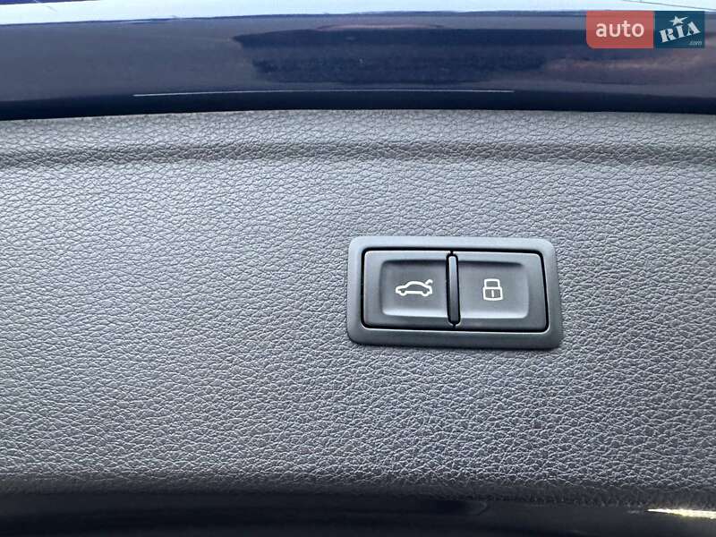 Внедорожник / Кроссовер Audi Q5 2017 в Киеве