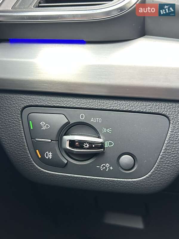 Внедорожник / Кроссовер Audi Q5 2017 в Сумах