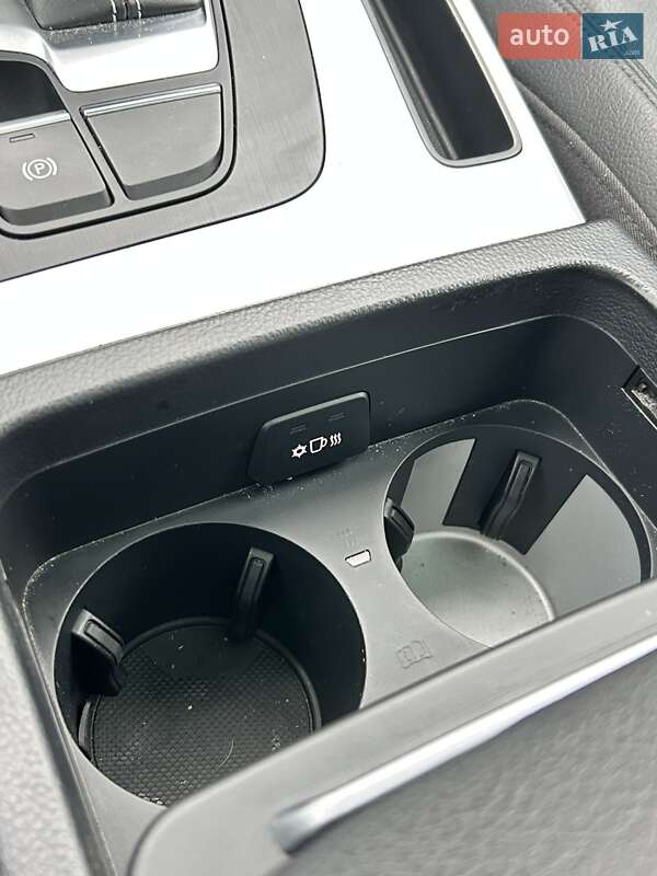 Внедорожник / Кроссовер Audi Q5 2017 в Сумах