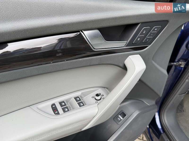 Позашляховик / Кросовер Audi Q5 2020 в Івано-Франківську фото 20 Позашляховик / Кросовер Audi Q5 2020 в Івано-Франківську