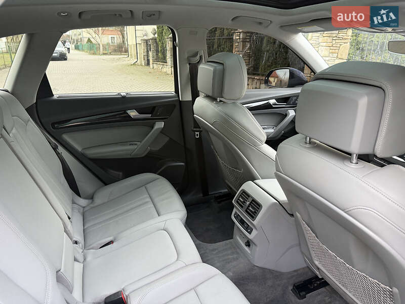 Позашляховик / Кросовер Audi Q5 2020 в Івано-Франківську фото 32 Позашляховик / Кросовер Audi Q5 2020 в Івано-Франківську