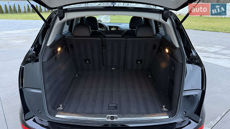 Внедорожник / Кроссовер Audi Q5 2015 в Луцке