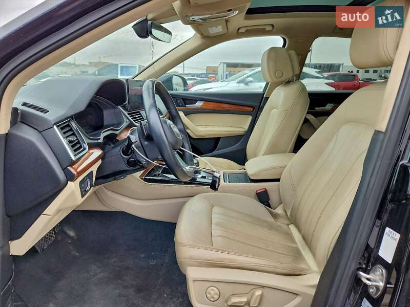 Внедорожник / Кроссовер Audi Q5 2021 в Виннице