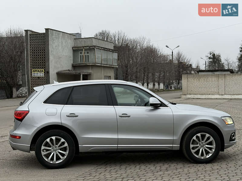 Внедорожник / Кроссовер Audi Q5 2015 в Ровно