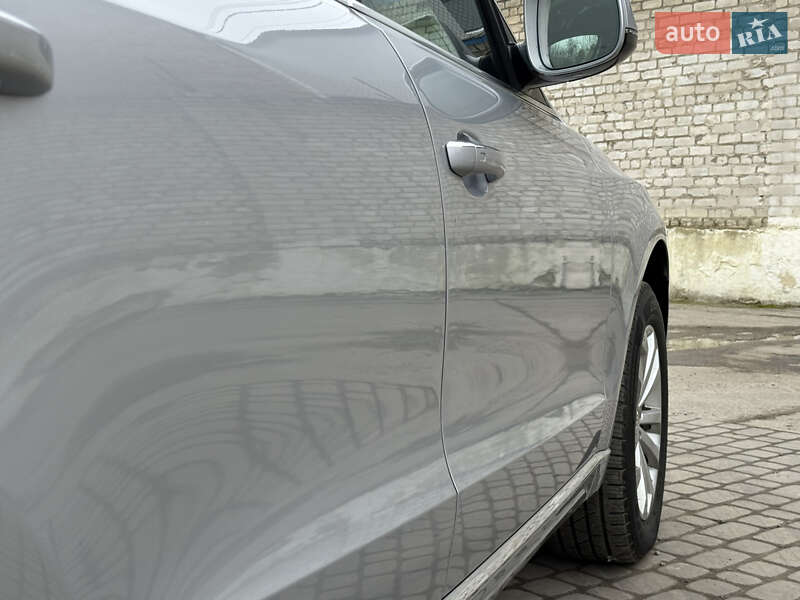 Внедорожник / Кроссовер Audi Q5 2015 в Ровно