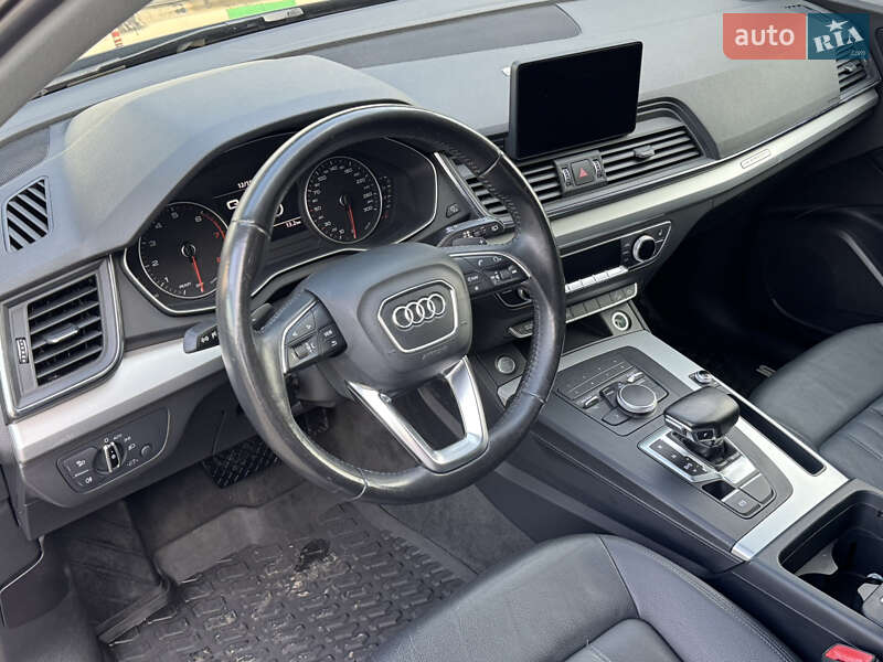 Внедорожник / Кроссовер Audi Q5 2017 в Ковеле фото 30 Внедорожник / Кроссовер Audi Q5 2017 в Ковеле