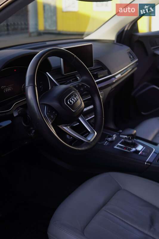 Внедорожник / Кроссовер Audi Q5 2018 в Ивано-Франковске