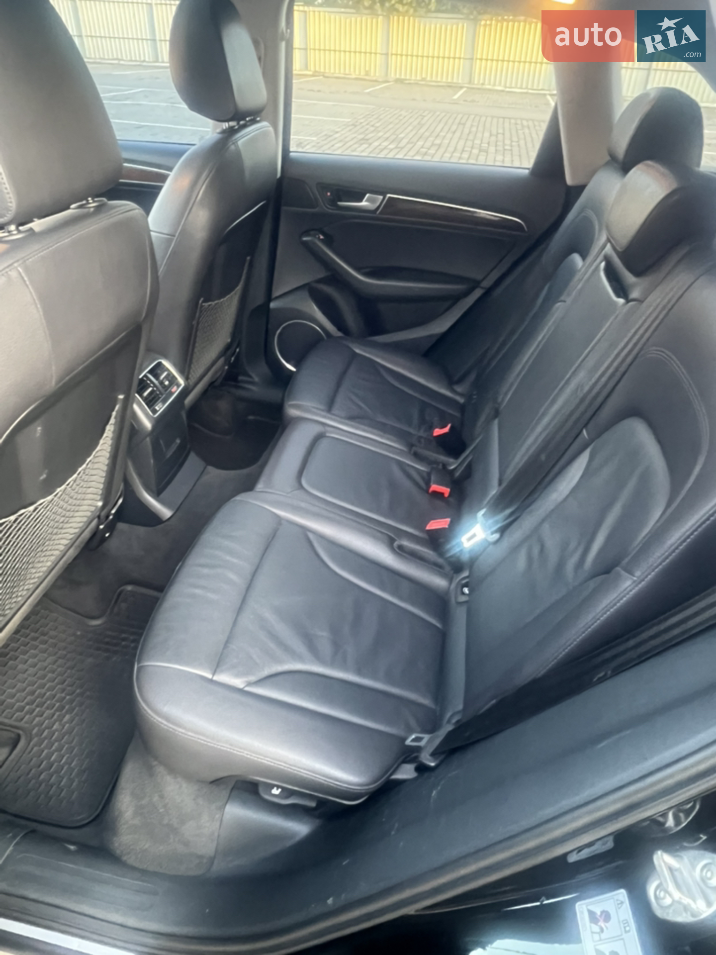 Audi Q5 2016 VIN WA1L2AFP0HA033596 фото оголошення 12 з 35
