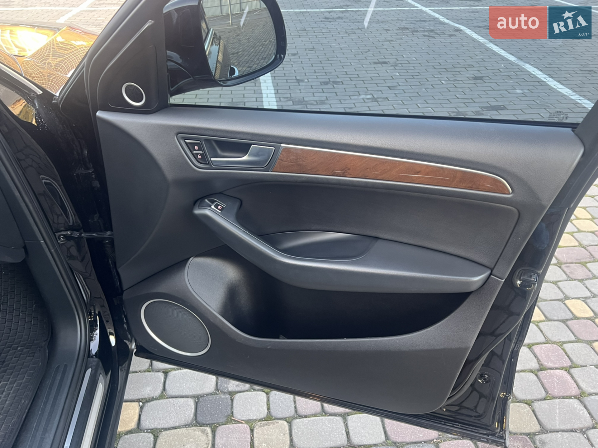 Audi Q5 2016 VIN WA1L2AFP0HA033596 фото оголошення 20 з 35