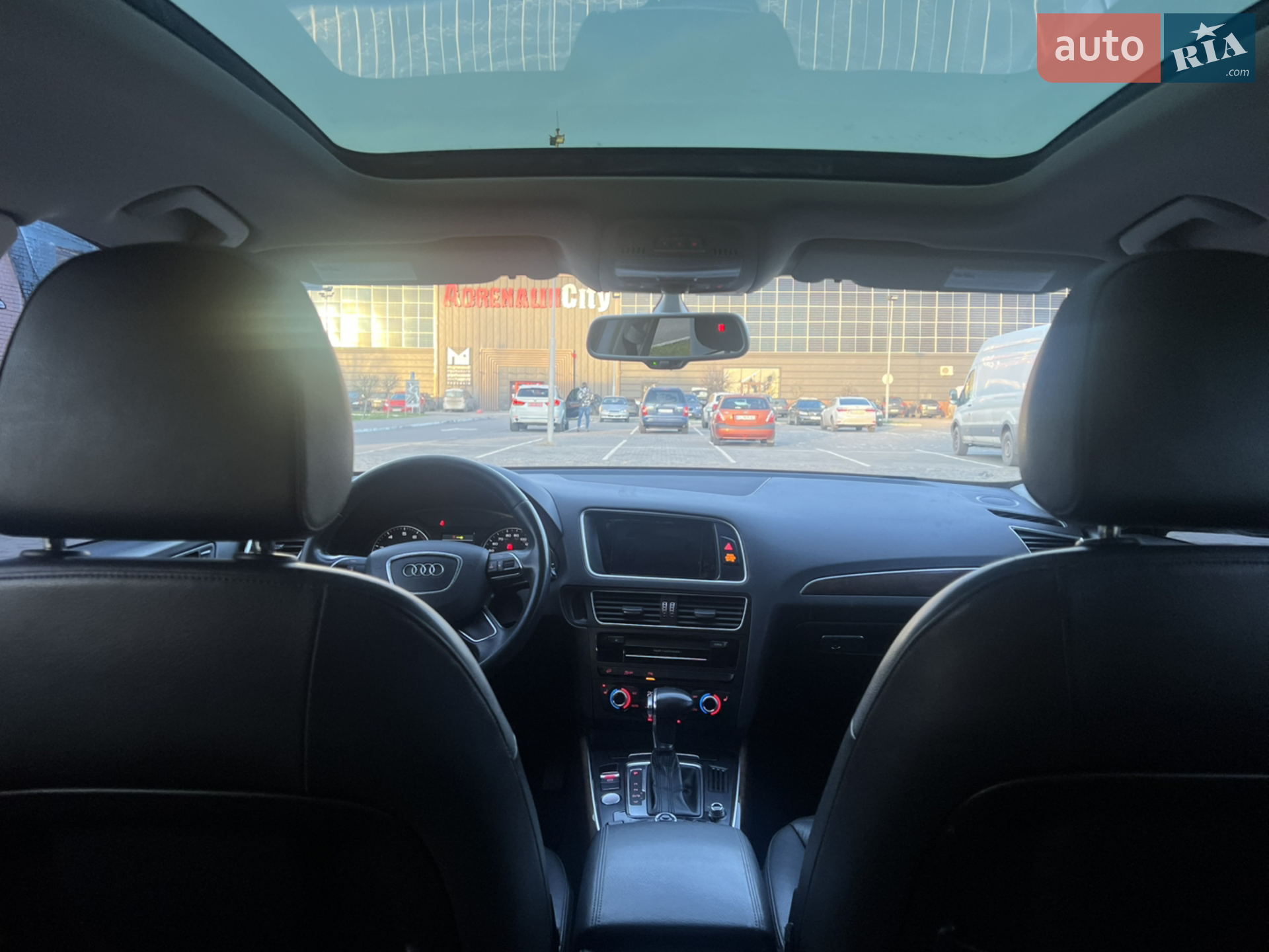 Audi Q5 2016 VIN WA1L2AFP0HA033596 фото оголошення 23 з 35