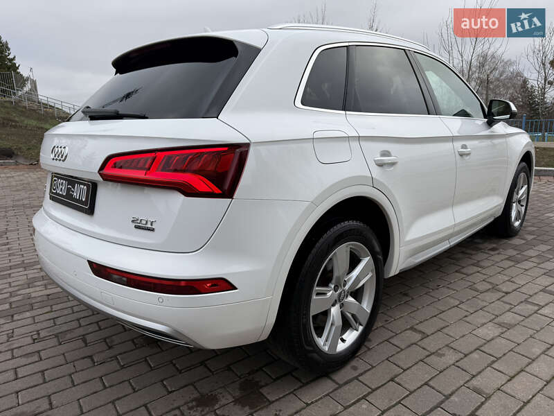 Внедорожник / Кроссовер Audi Q5 2018 в Харькове